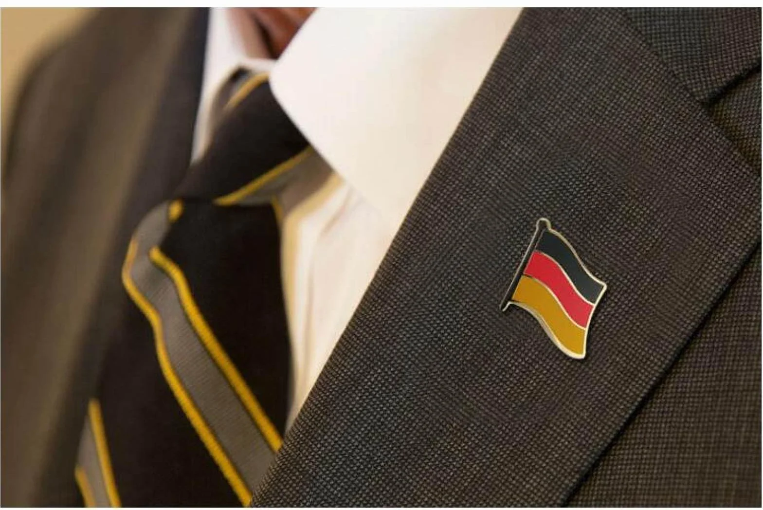 Insignia Pin Bandera Argentina Sol Dorado Rayas Simples Esmalte Solapa Bandera Ondeante Nacional