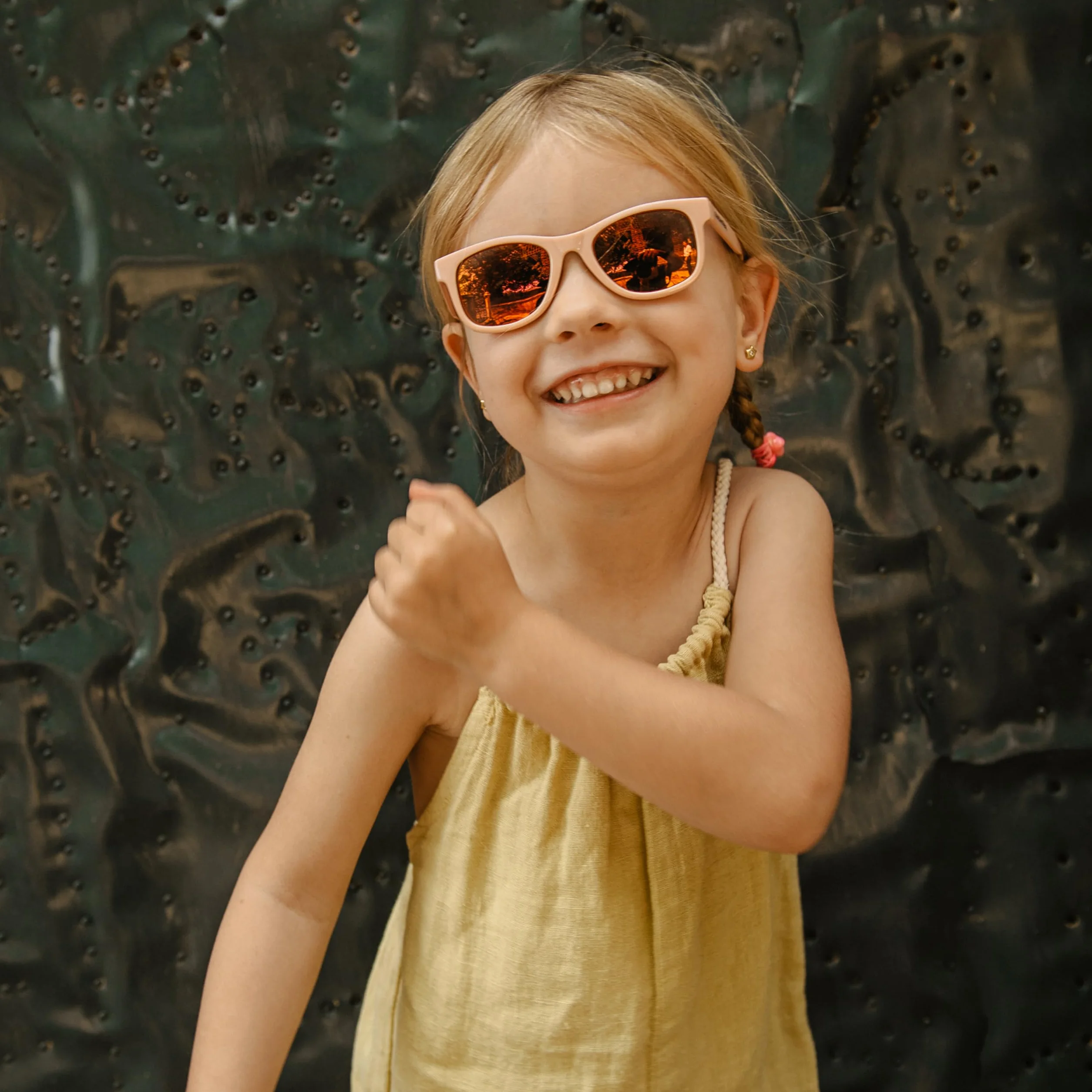 Suavinex Gafas de Sol Niños Polarizadas UV400 Cat.3 Protección UVA UVB Funda Cinta Sujeción