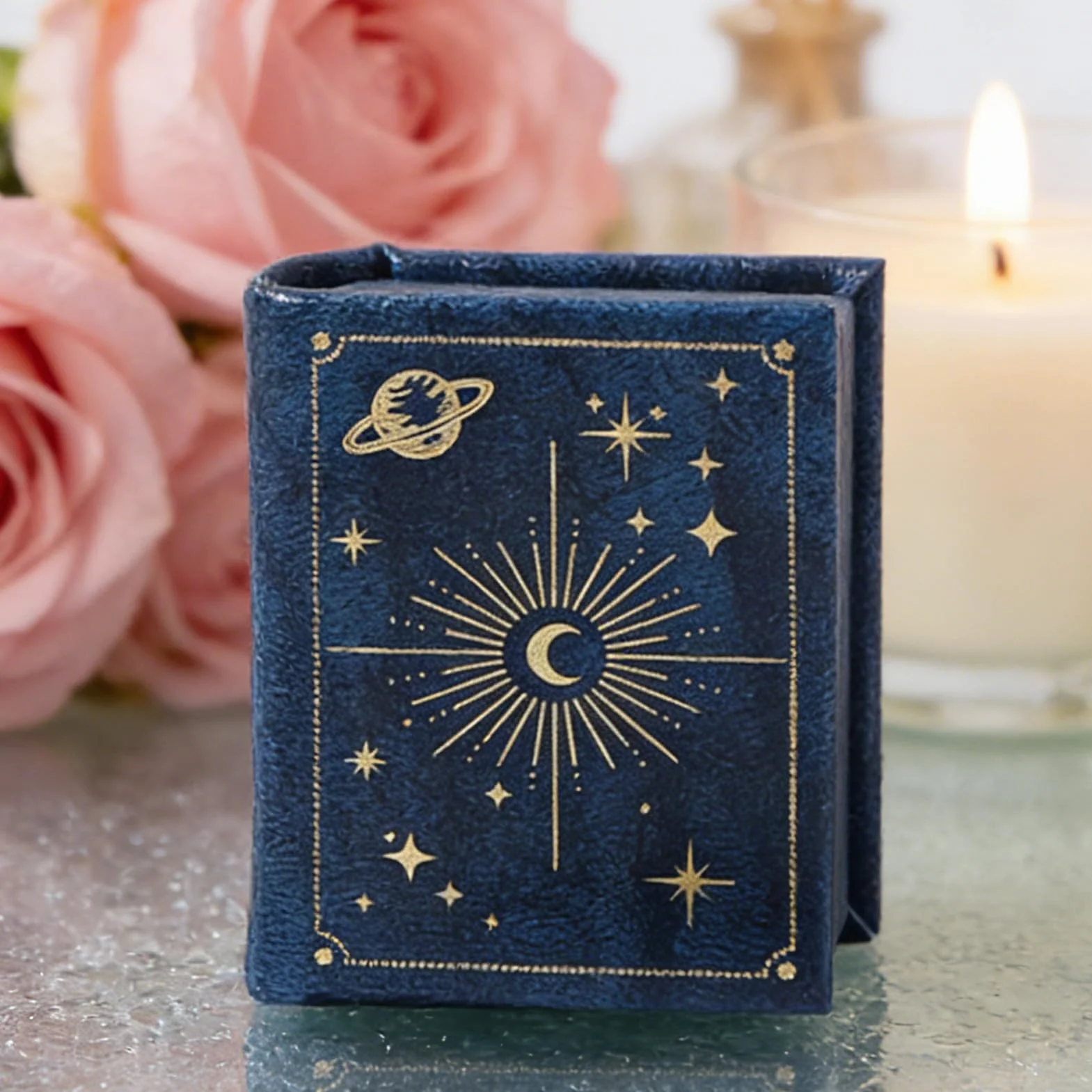 Estuche de Anillos Organizador para Almacenamiento de Joyas con Forma de Libro Cierre Magnético