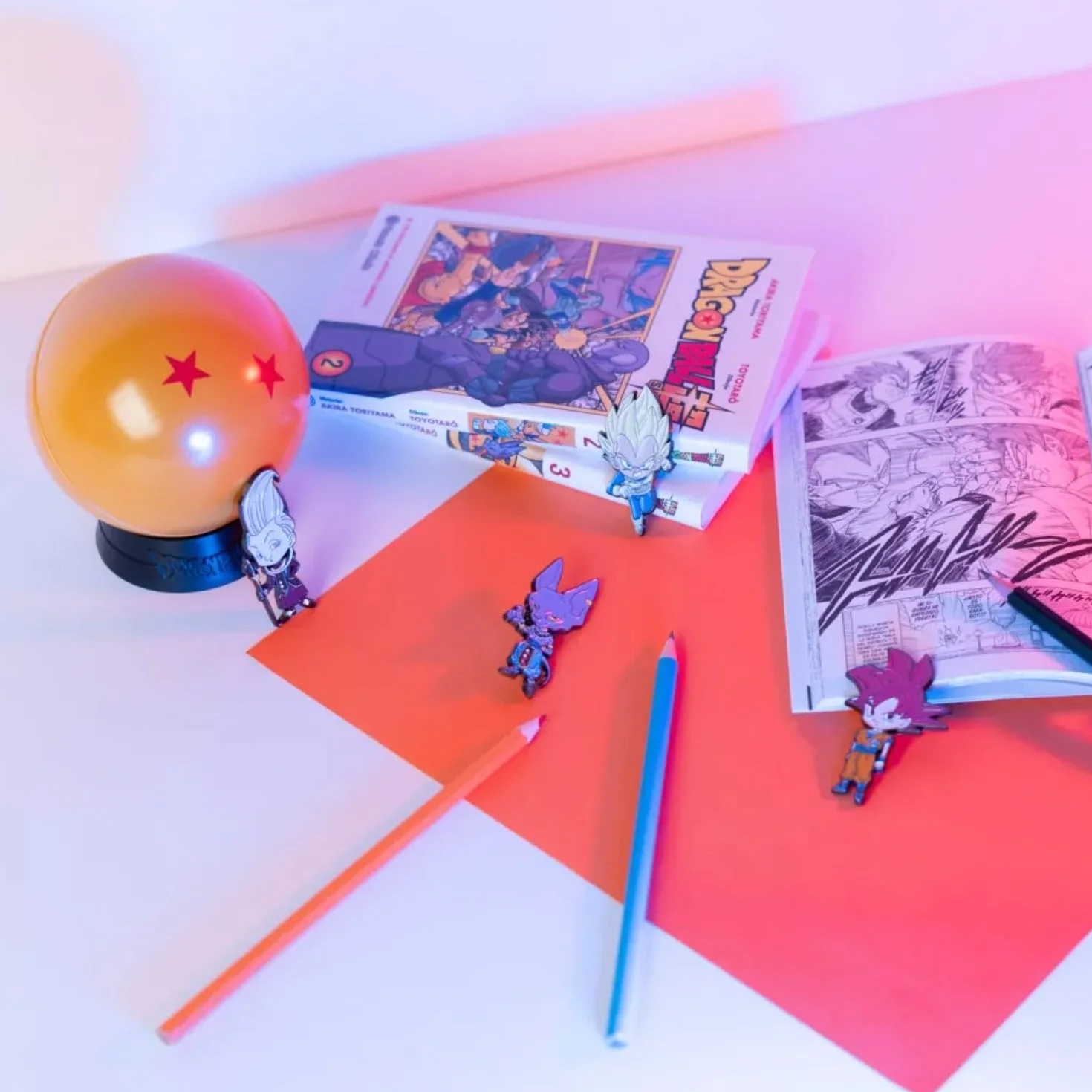 Grupo Erik Set Pins Dragon Ball Manga 4 Figuras Broches Ropa Mochila Accesorio Camiseta