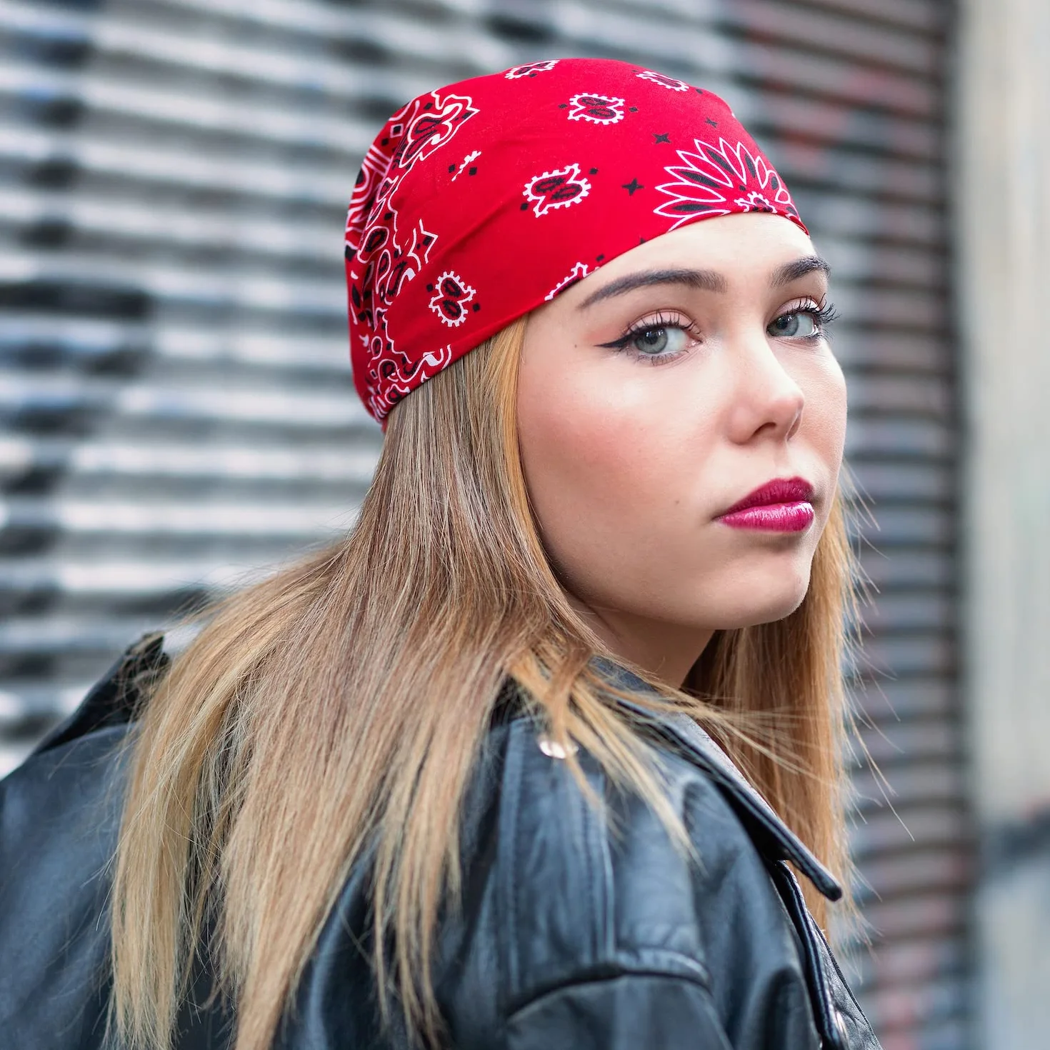 Paquete de Bandanas 100% Algodón Estampado Paisley 20 Colores Exclusivos