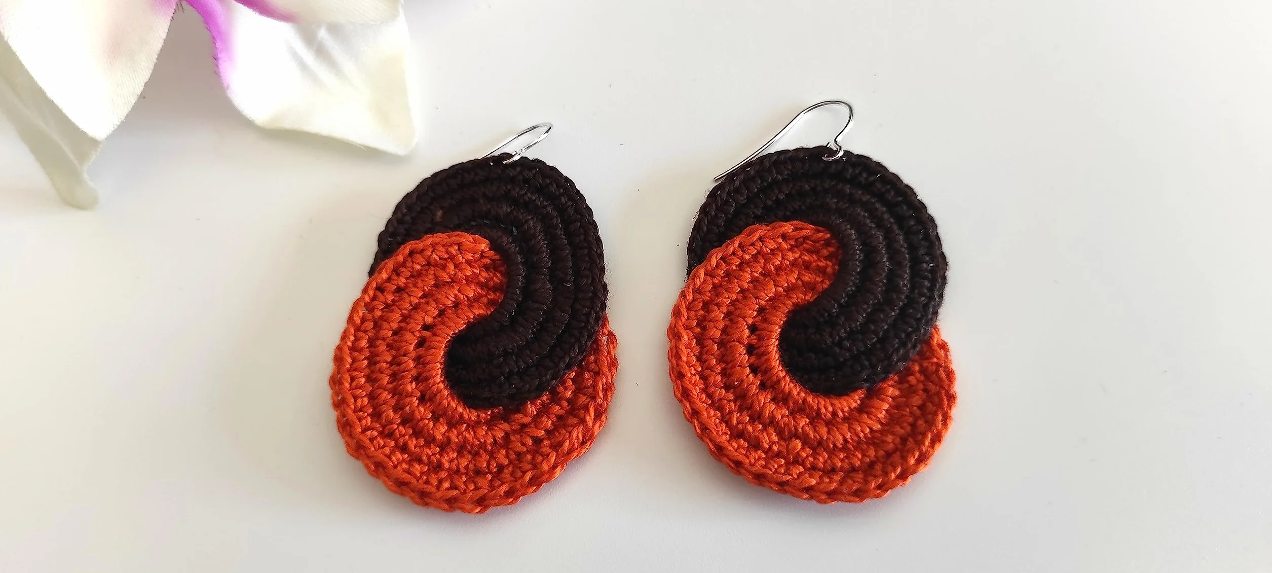 Pendientes Tejidos a Ganchillo Crochet Mujer Naranja y Marrón