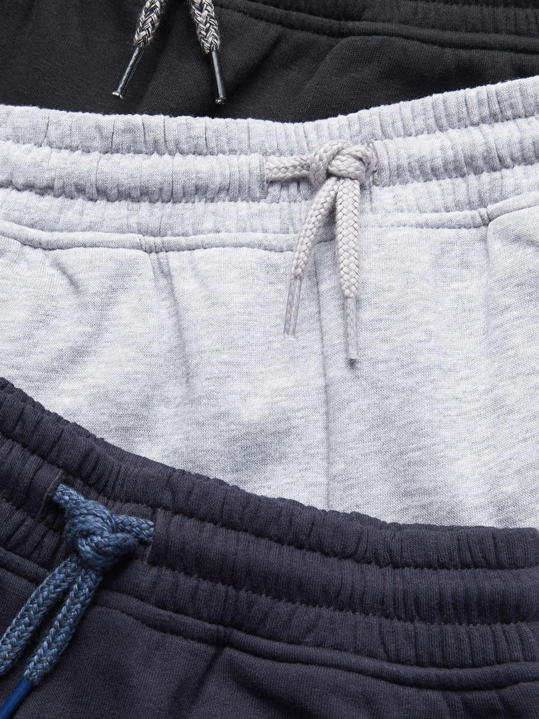 NEXT Niños Pack de 3 Pantalones de chándal Corte Slim