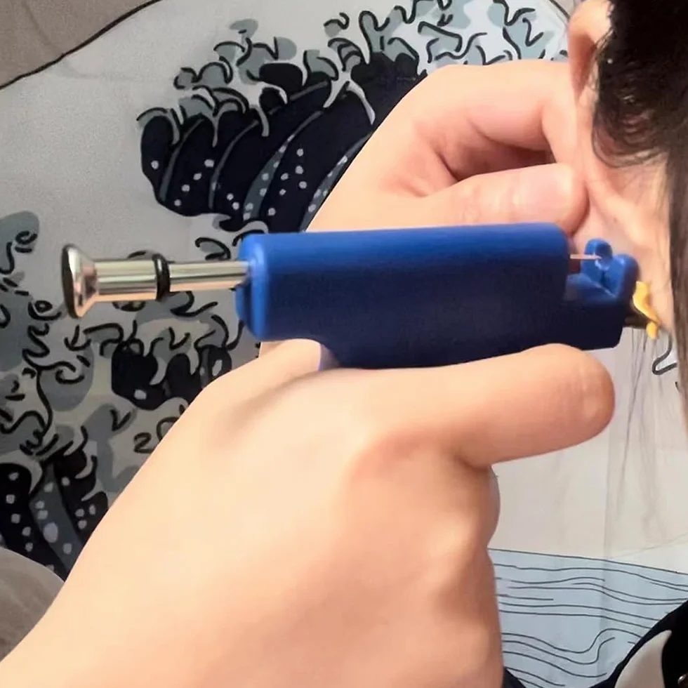 Kit de perforación de orejas con pistola y 98 pendientes de acero inoxidable