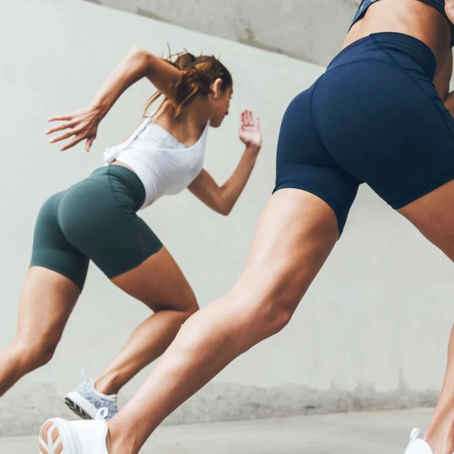 Pantalones Cortos Deportivos para Mujer con Bolsillos Mallas Cortos Ciclismo Gym Running Yoga