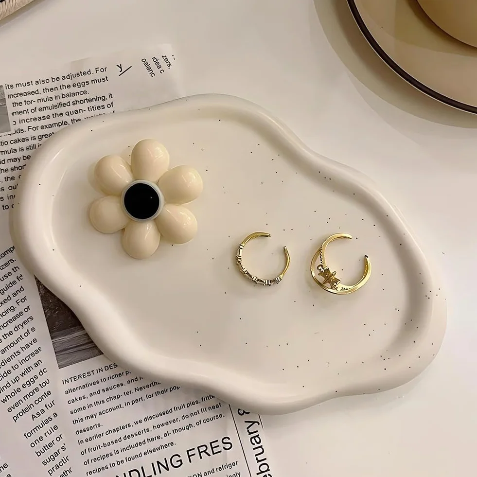 Plato de Joyería, Bandeja de Baratijas de Cerámica Plato de Joyería Simple Bandeja para Llaves, Organizador de Exhibición de Joyería Decorativo para el Día de la Madre, Cumpleaños(Nube blanca)