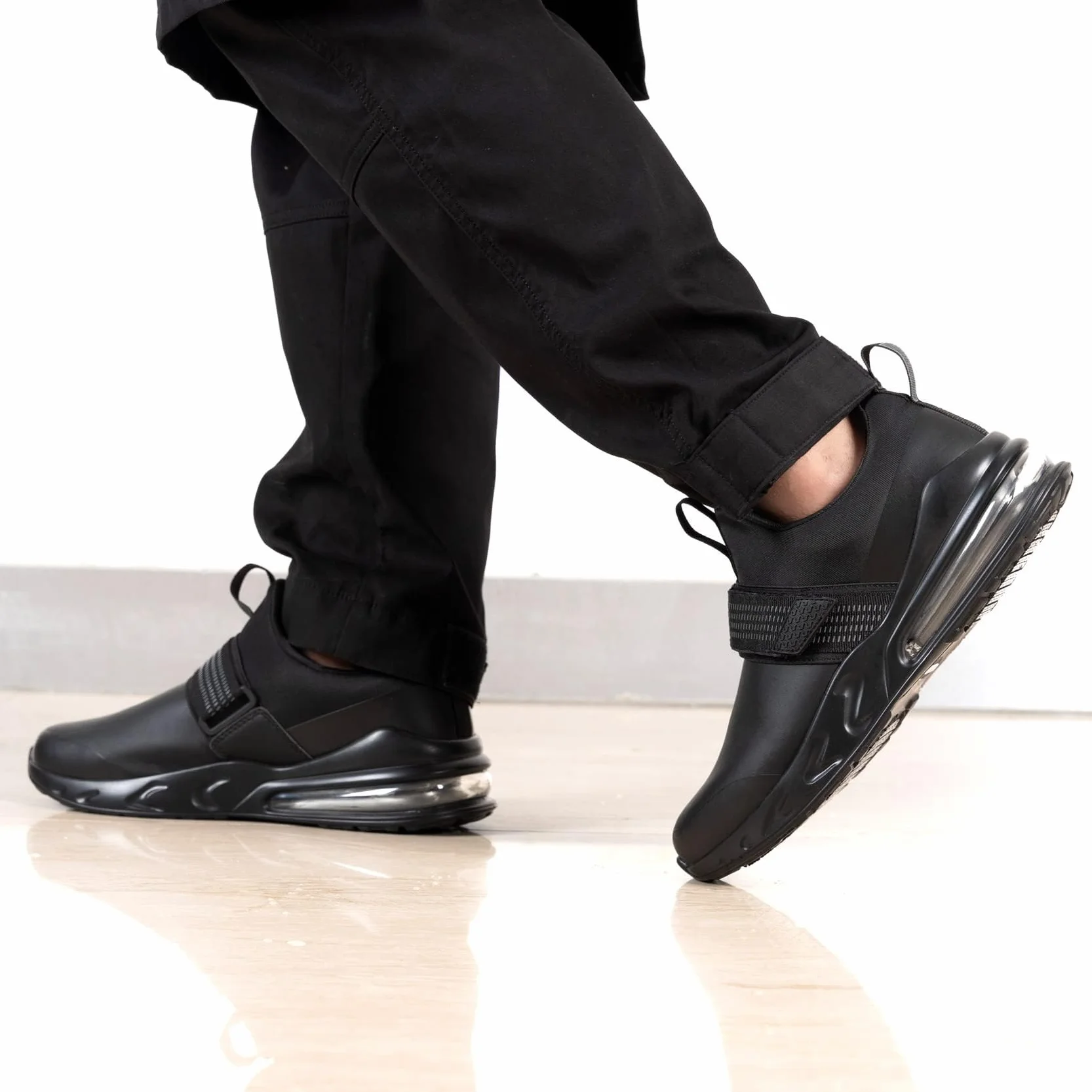 LARNMERN Zapatos de Trabajo Antideslizante SRC Impermeable Chef sin Puntera