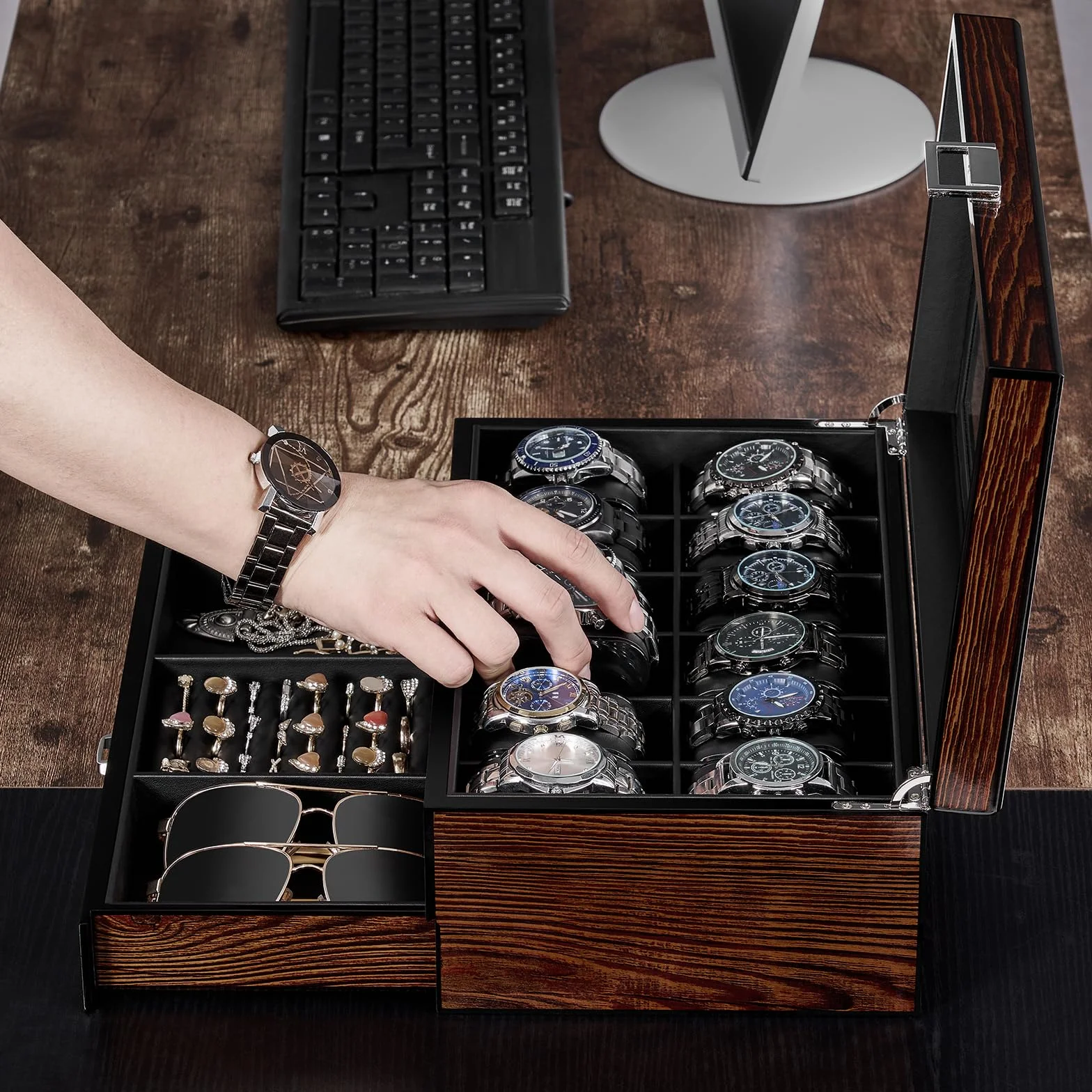 BEWISHOME Caja para 12 relojes de lujo con tapa de cristal y bisagra de metal, marrón