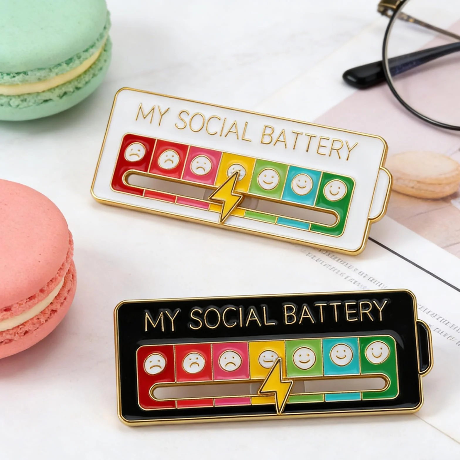 Medidor de Estado de Ánimo, 2 Piezas Batería Social & Insignia, Broche para Mochila