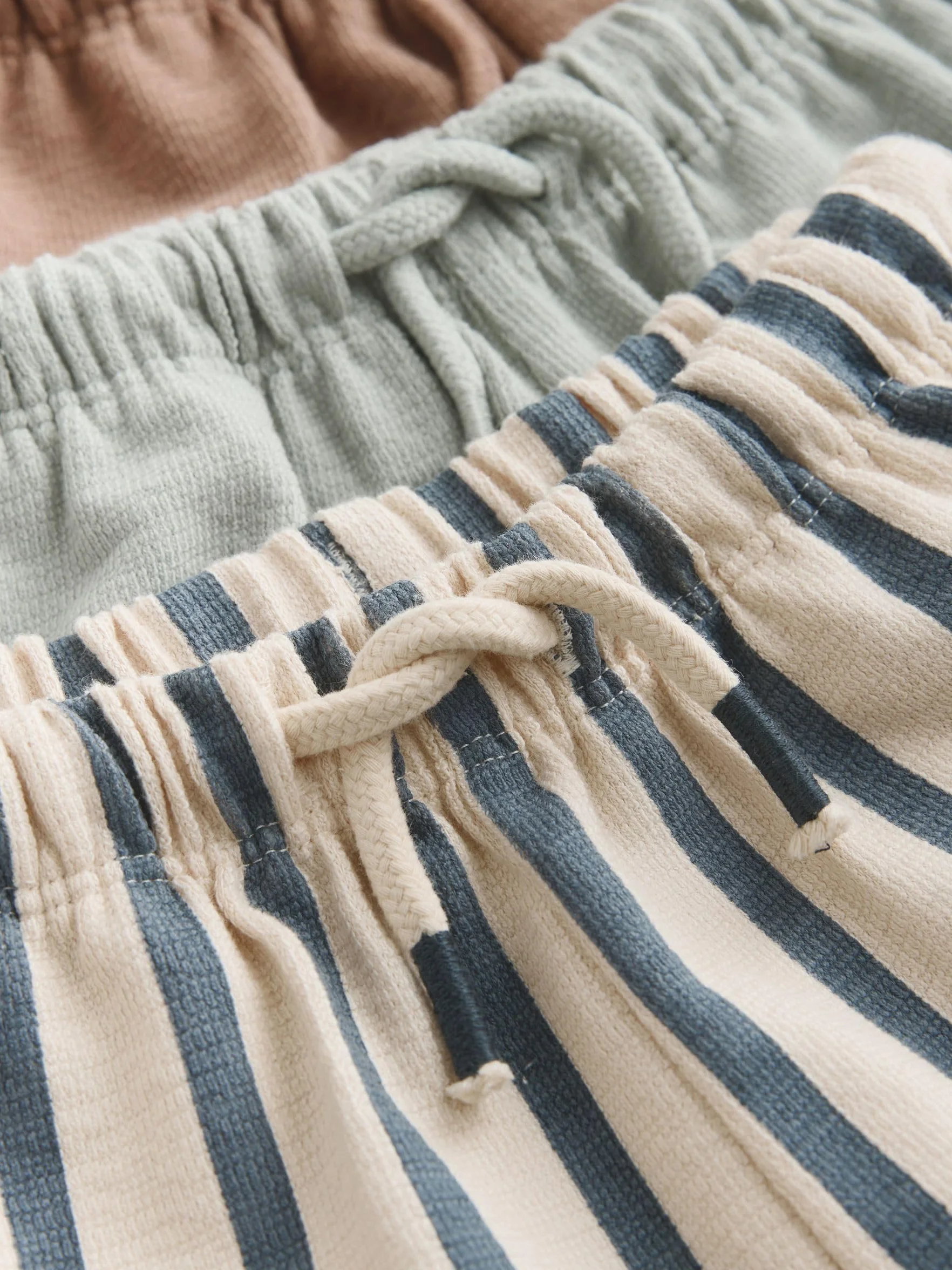 NEXT Niños Pack de 3 Pantalones de chándal con Rayas