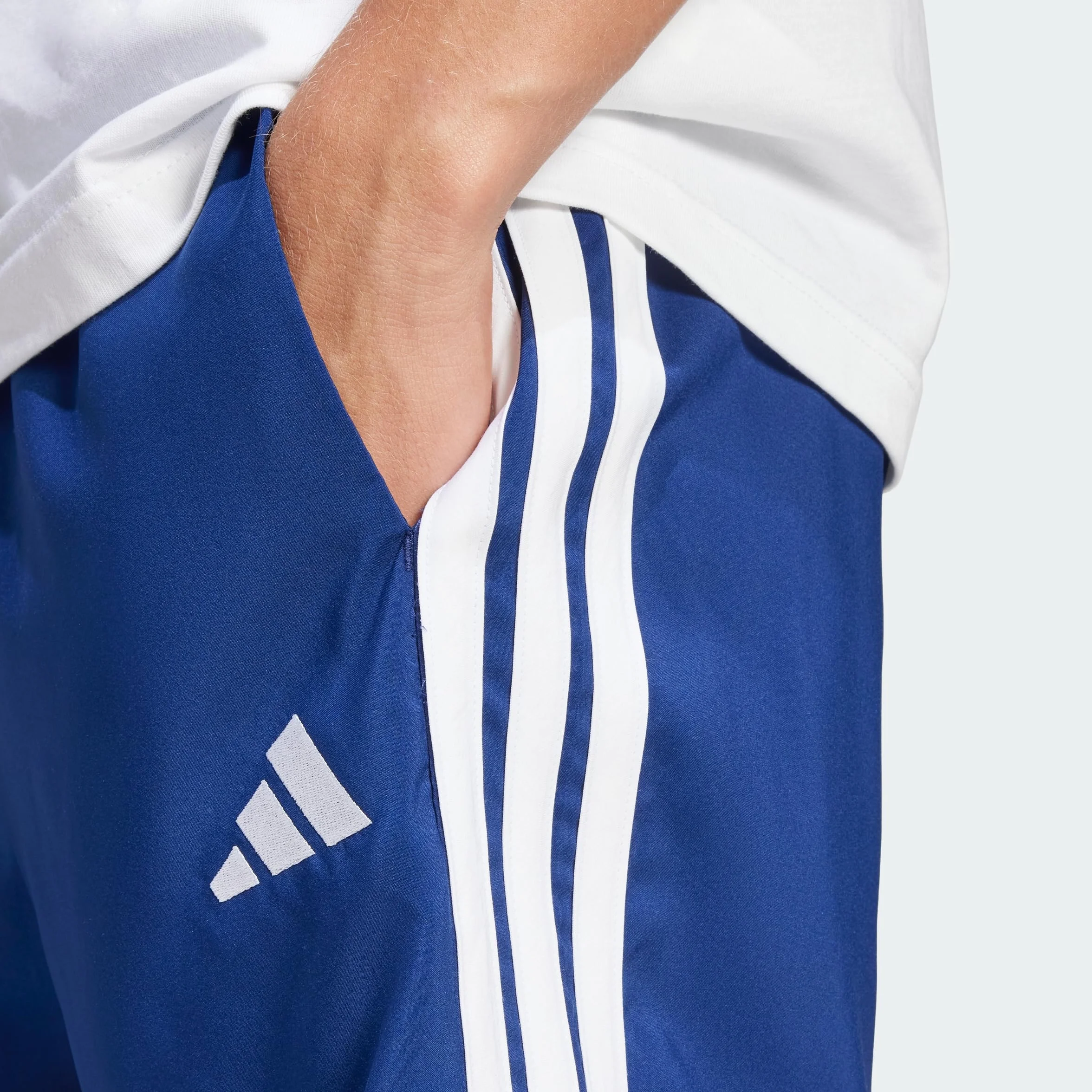 adidas Pantalón Corto Essentials Chelsea 3 Bandas