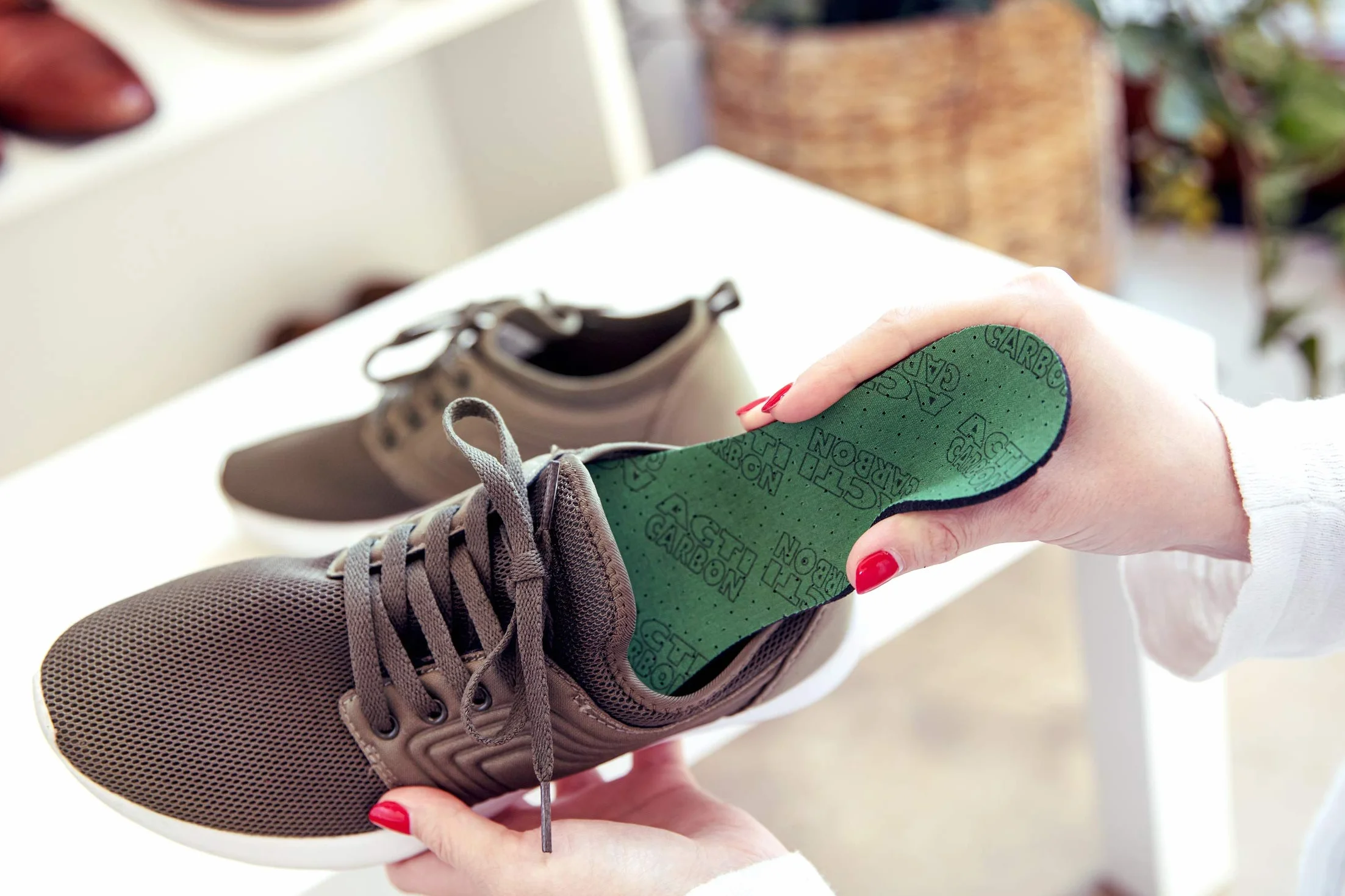Plantillas Zapatos Carbón Activado, Paquete de 6 Pares Unisex, Absorción de Olores, Kaps 42 EUR Verde