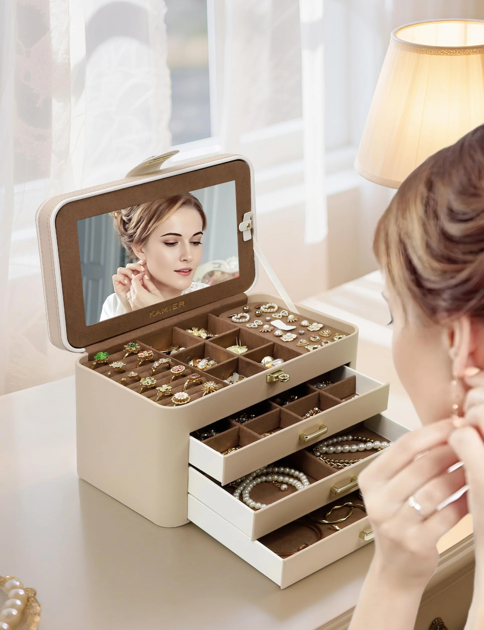 KAMIER Joyero Grande de 4 Niveles, Caja de Joyas con Espejo, Cajones y Cerradura, Piel Sintética, Beige