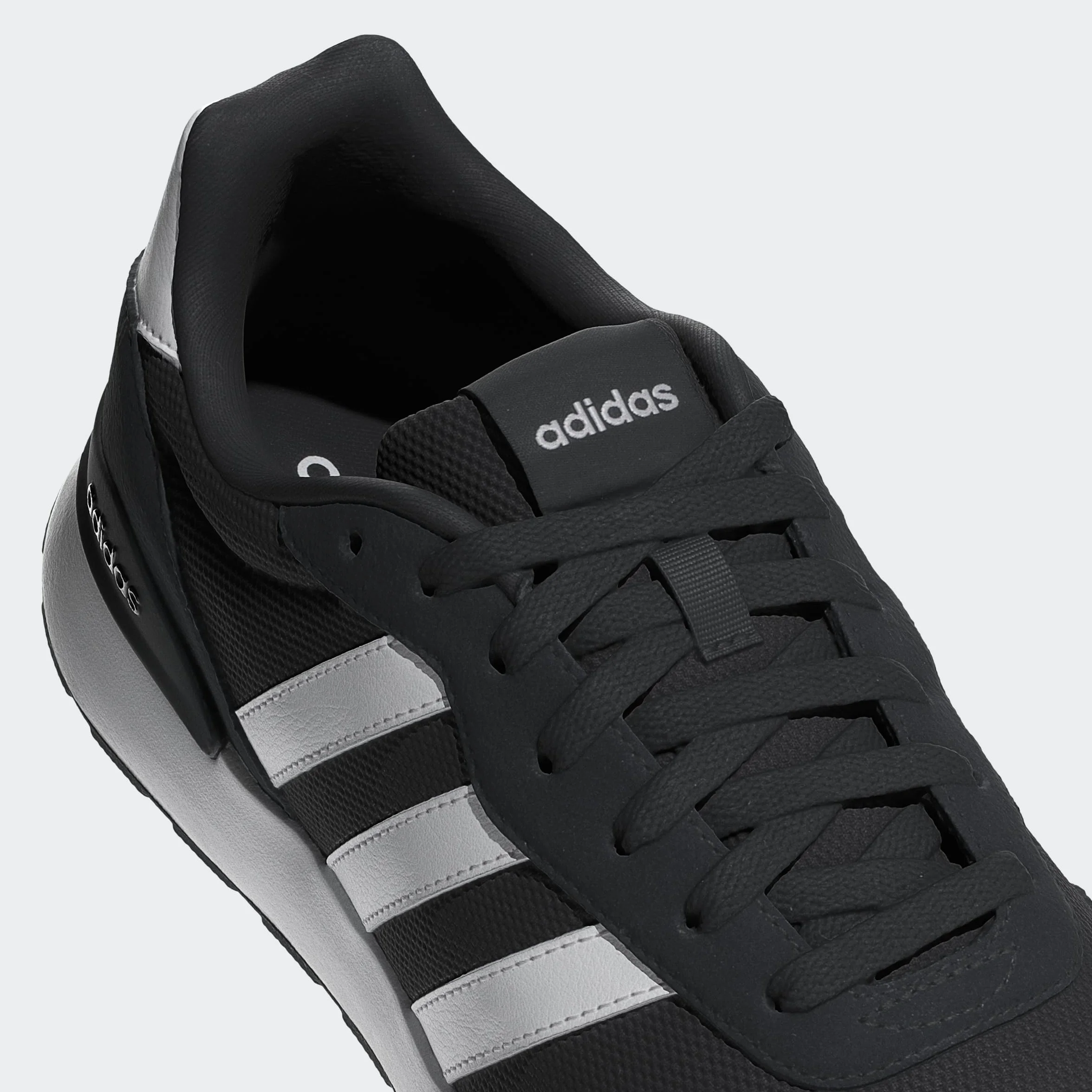 adidas Men's Zapatilla de Running 60s 4.0