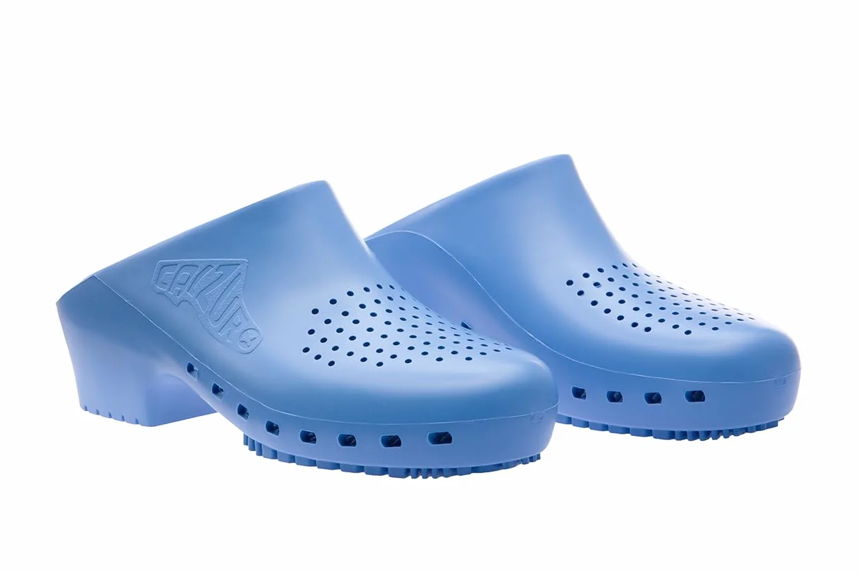 Calzuro S clásicos zuecos sanitarios con orificios CE