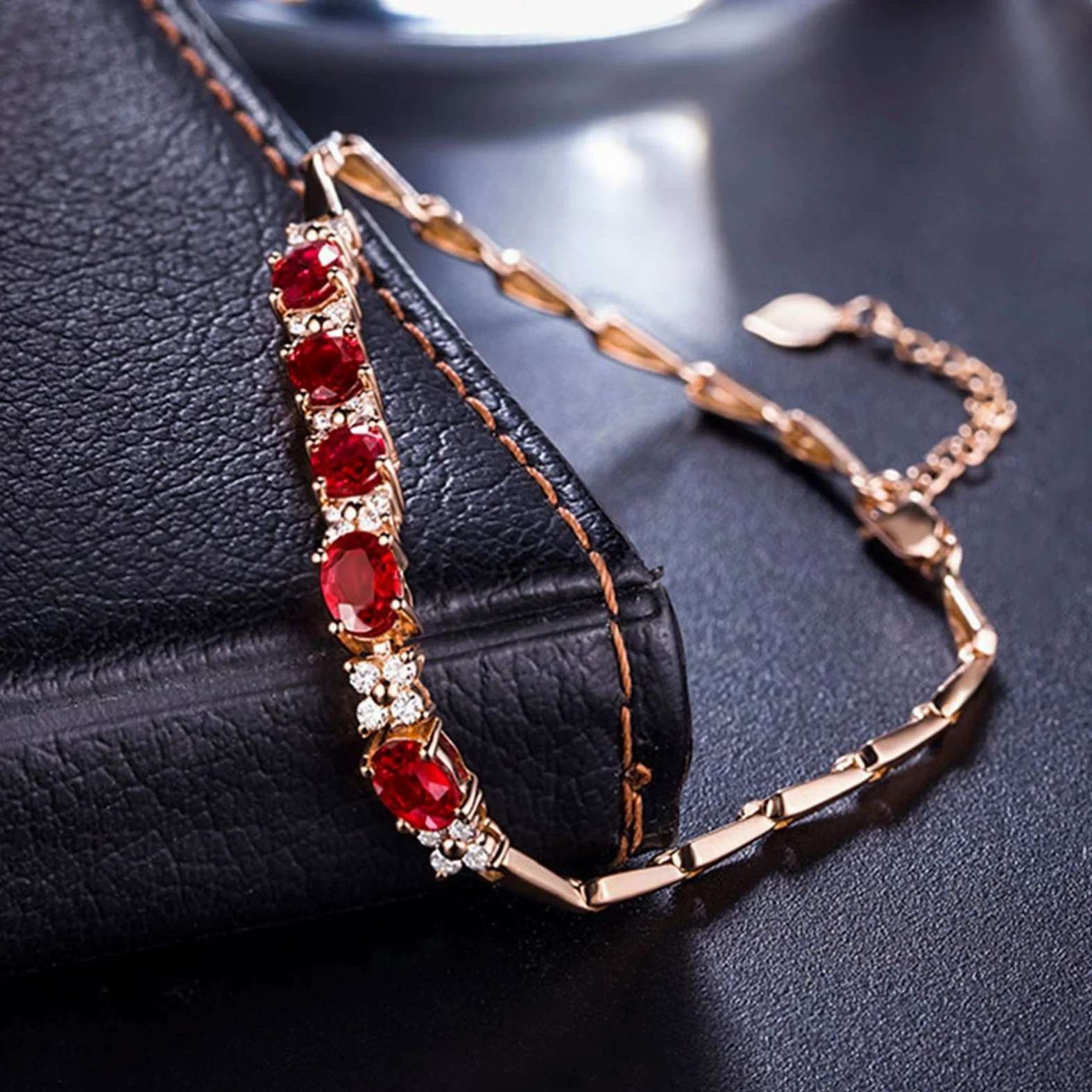YCTTKDD Pulsera de Oro Rosa Rubí para Mujer, Pulsera de Cadena para Mujer Eslabón de Barra con Pulsera de Rubí 2.31ct 17CM