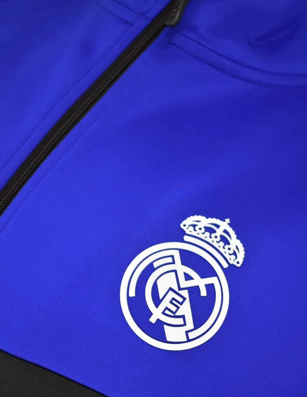 Real Madrid Chándal Azul Imperial Nº28 Unisex Niño - Producto con Licencia - 100% Poliéster - Talla 10 Años