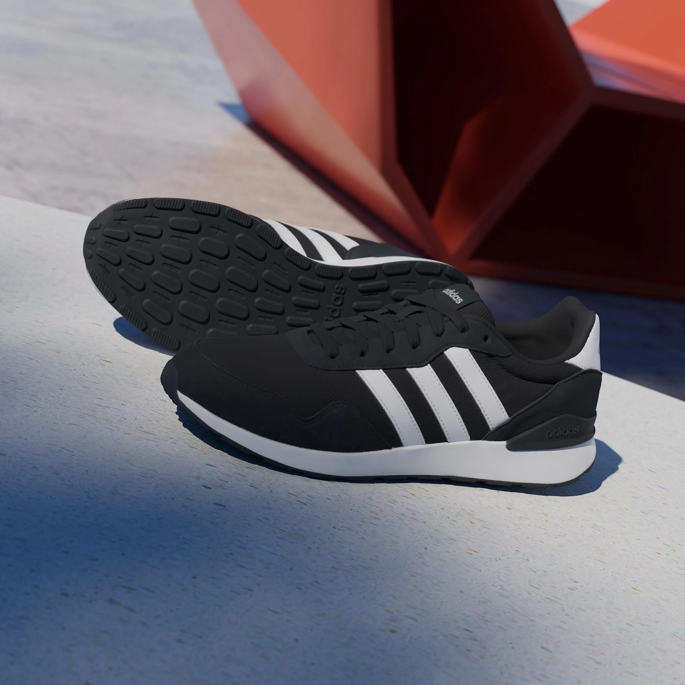 adidas Men's Zapatilla de Running 60s 4.0