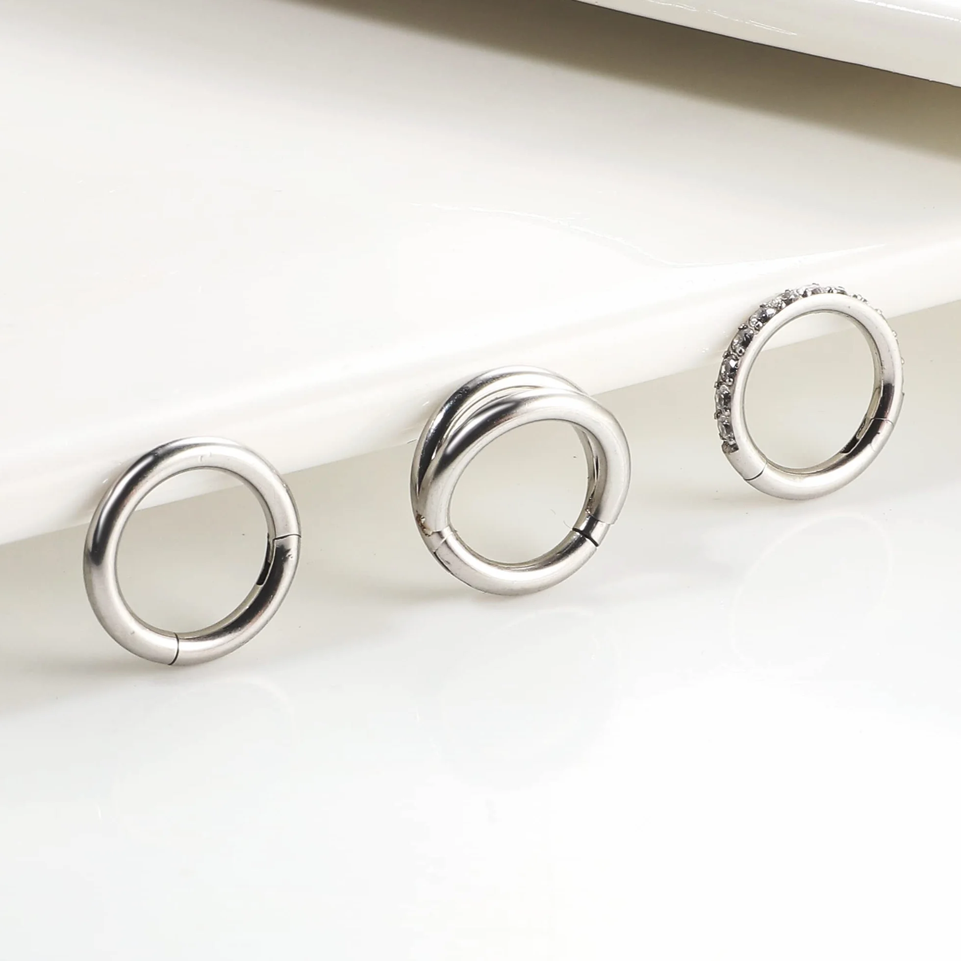 Adramata 3Pcs 14G 1.6MM Piercing Ombligo Acero Quirurgico Aro Septum Plata Oro Hélice Tragus Cartílago Oreja