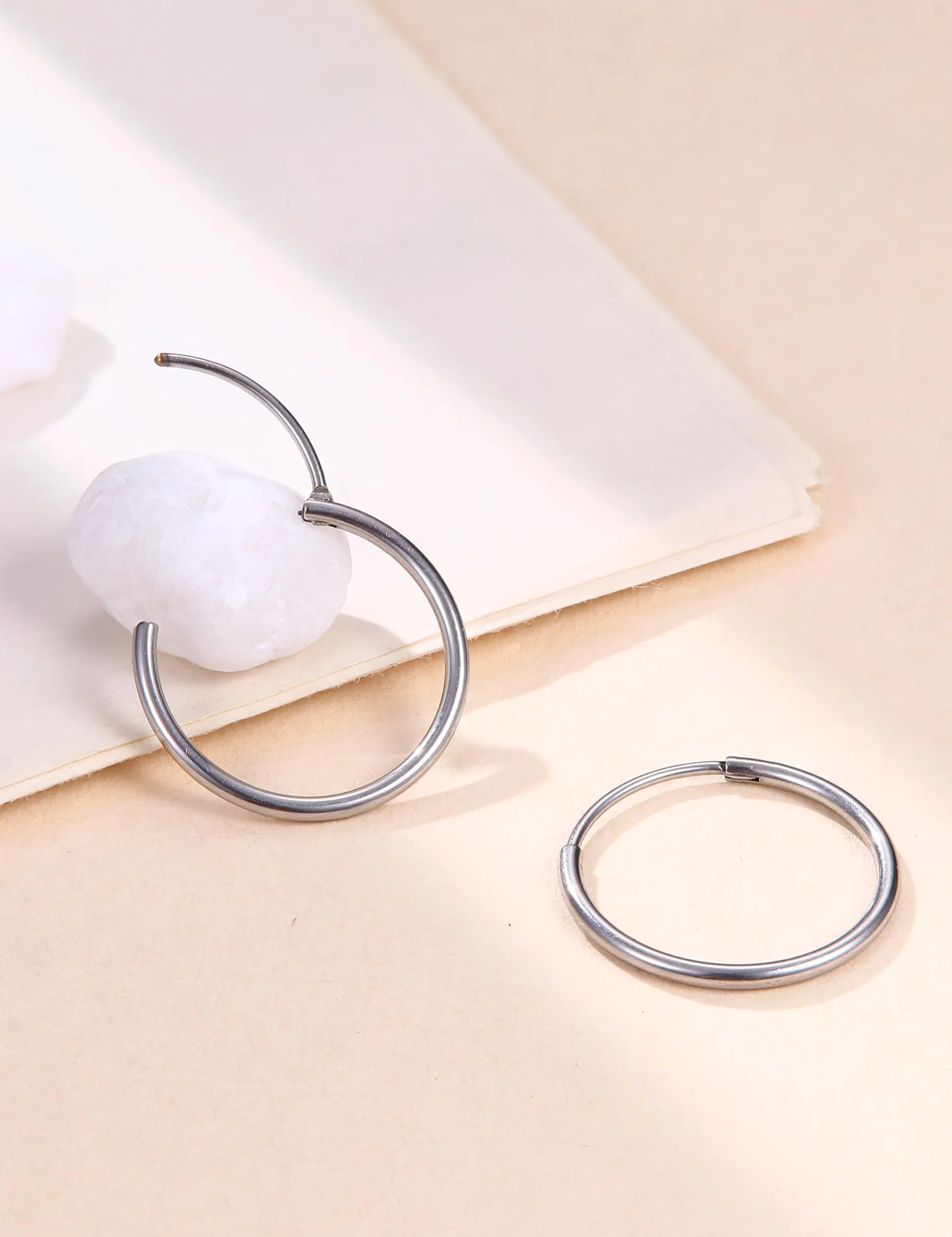 Pendientes de Aro 316L Acero Quirúrgico Hipoalergénico para Mujer Hombre 16G Cartílago Tragus Helix