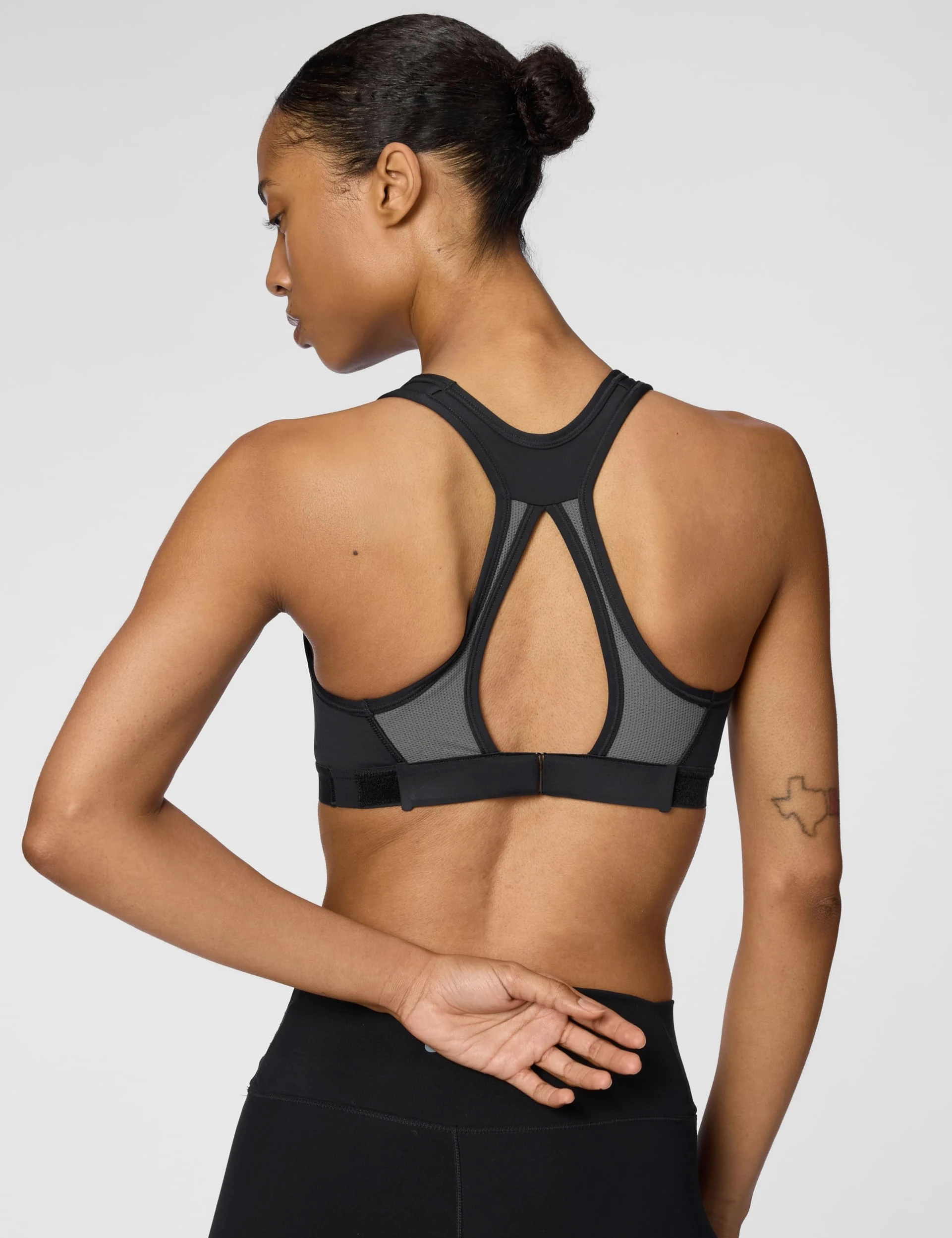 NIKE Women's W Nk DF Swsh HGH SPT Bra Sports Bra (Pack of 1)