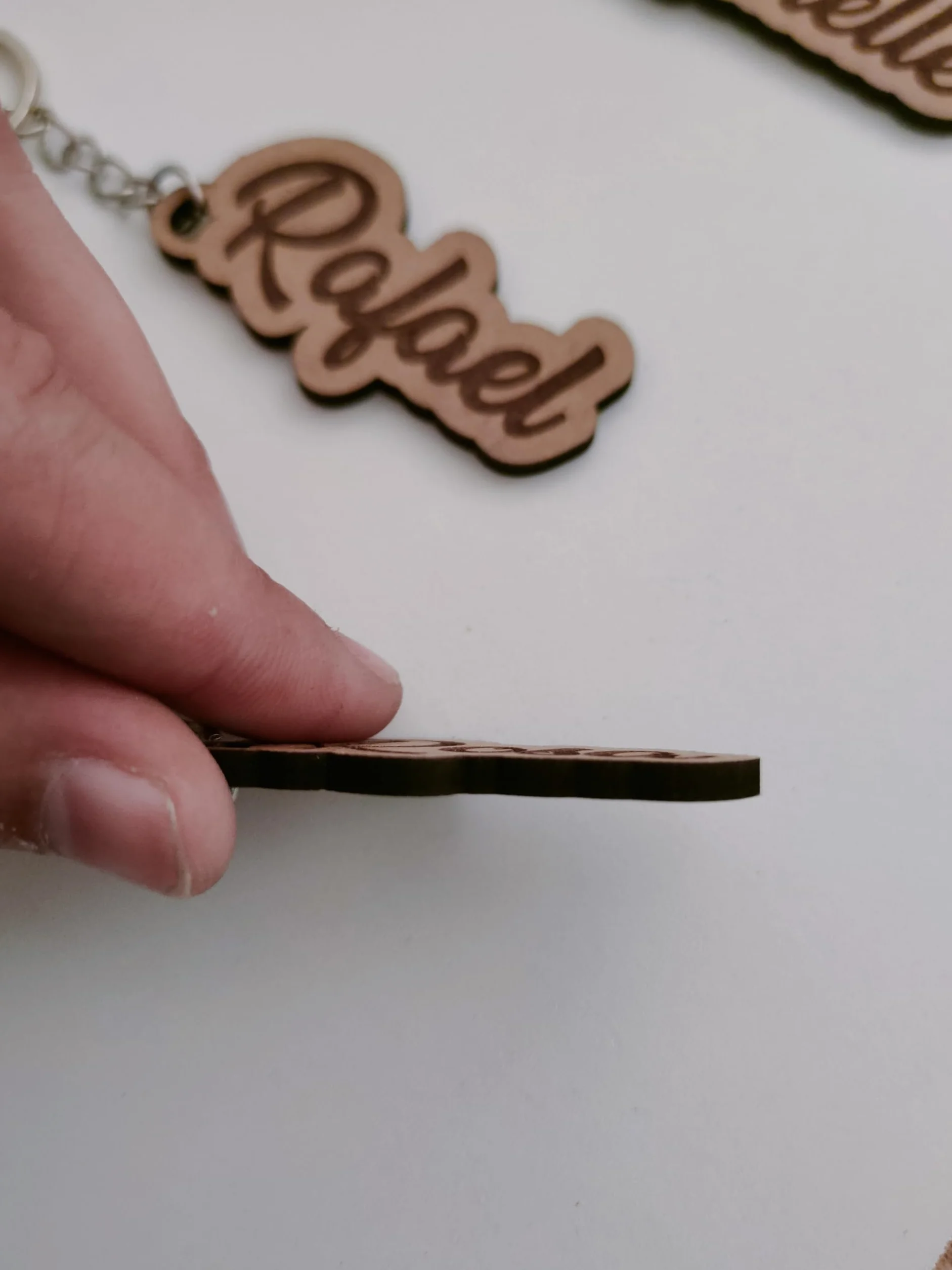 Llavero Personalizado de Madera Natural con Nombre Grabado, Anilla de Acero Inoxidable, 3mm