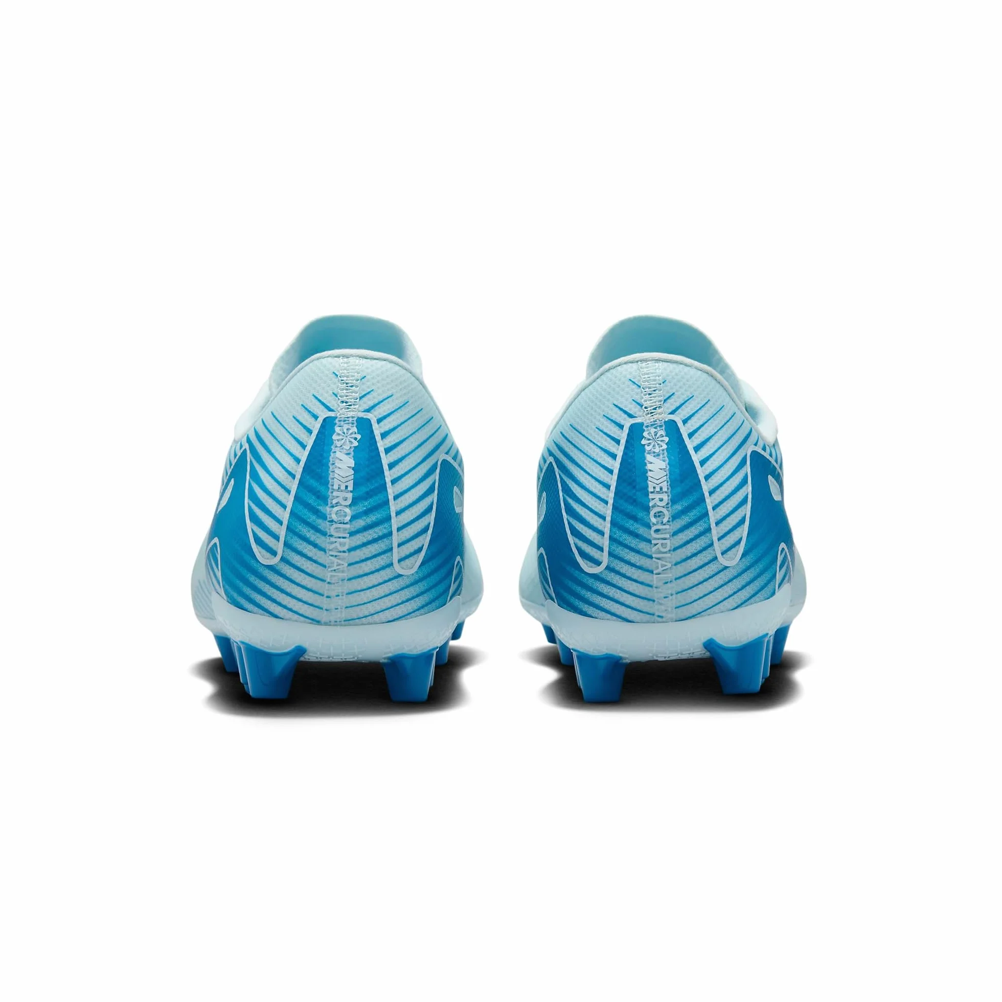 Nike Zoom Vapor 16 Academy AG Soccer ShoesHombre