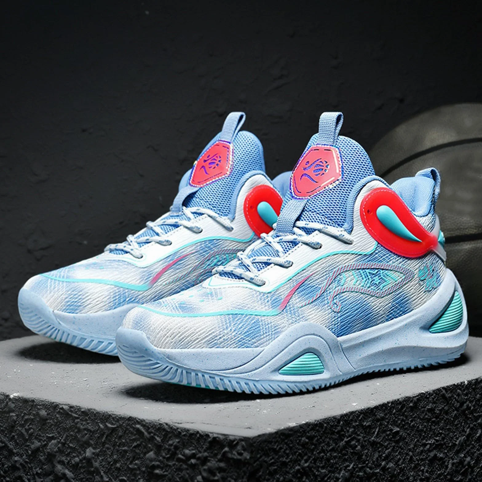 Zapatillas de baloncesto para niñas estudiantes