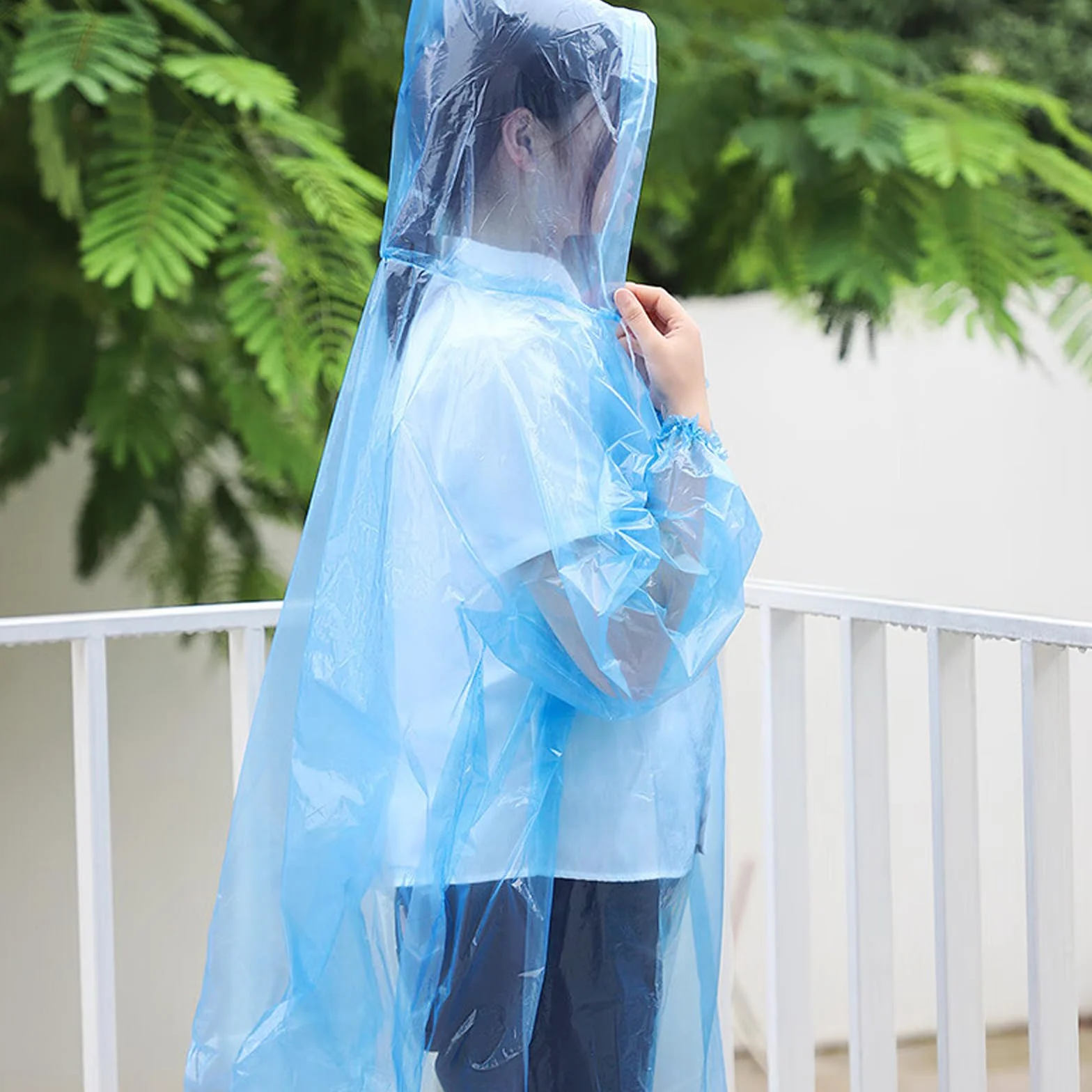 Poncho Impermeable Desechable con Capucha y Mangas, Chubasquero Plegable para Hombre Mujer, 6 Piezas