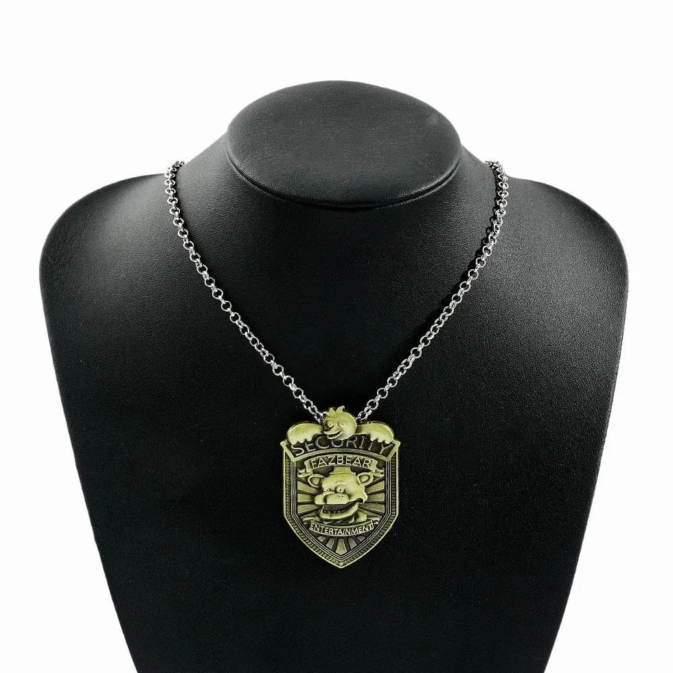 Collar con colgante esmaltado