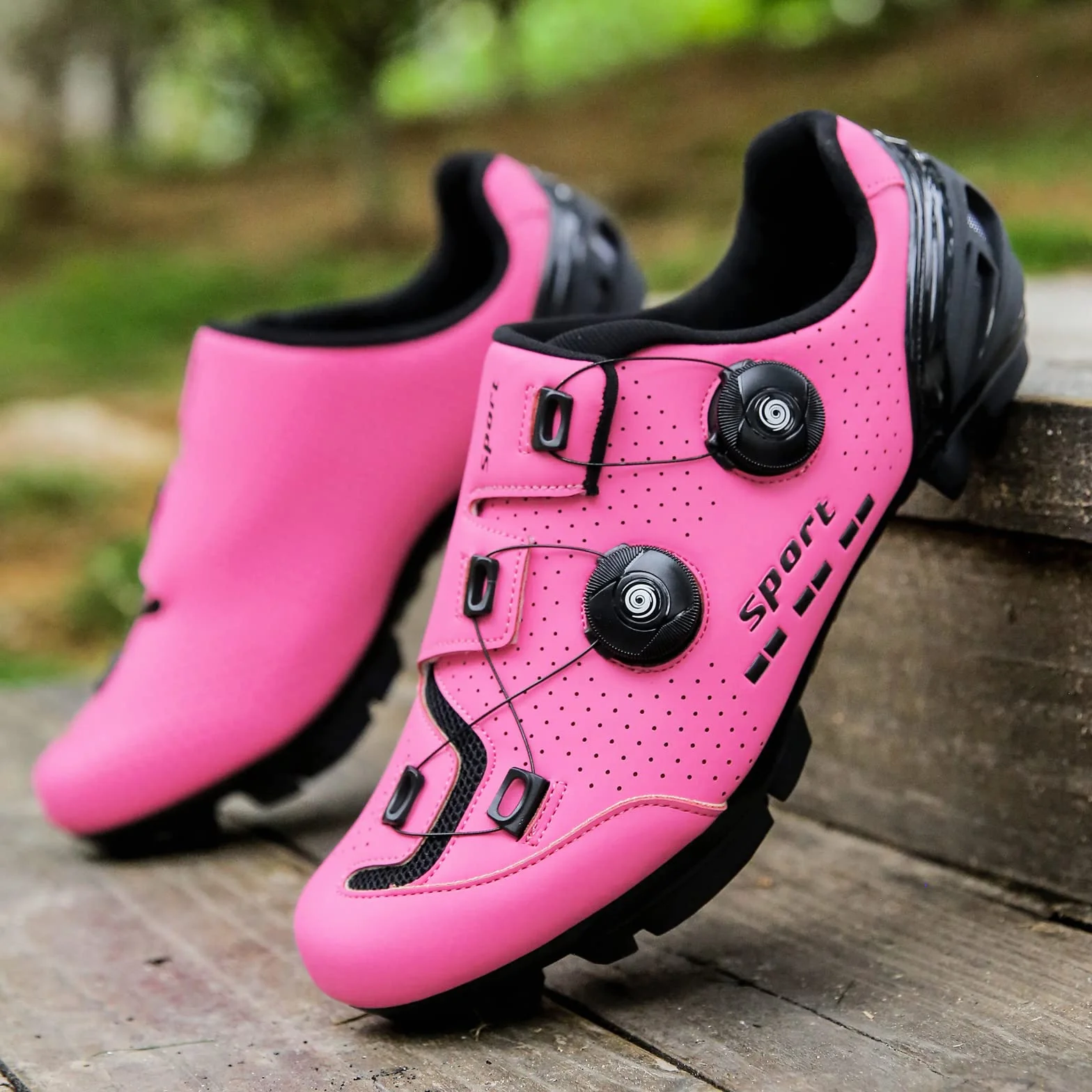 Zapatillas de Ciclismo Mujer Bicicleta Montaña Carretera Compatibles Calas Giratorias Cerradas Ligeras